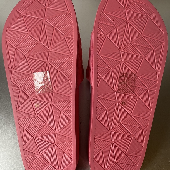 Kurt Geiger - Picture 12 of 16